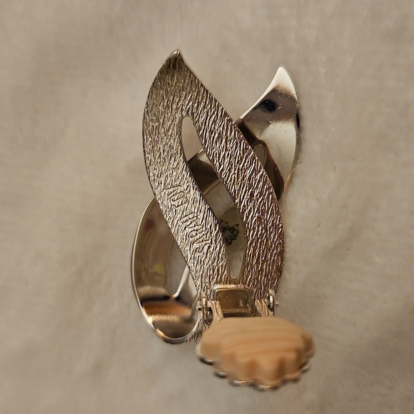 VTG SARAH COVENTRY 1960s Elegant Satin Flame Silver Brooch Clip-on Earrings Set - Picture 7 of 9